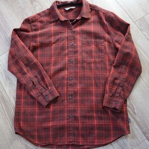 The north face Shirts size L